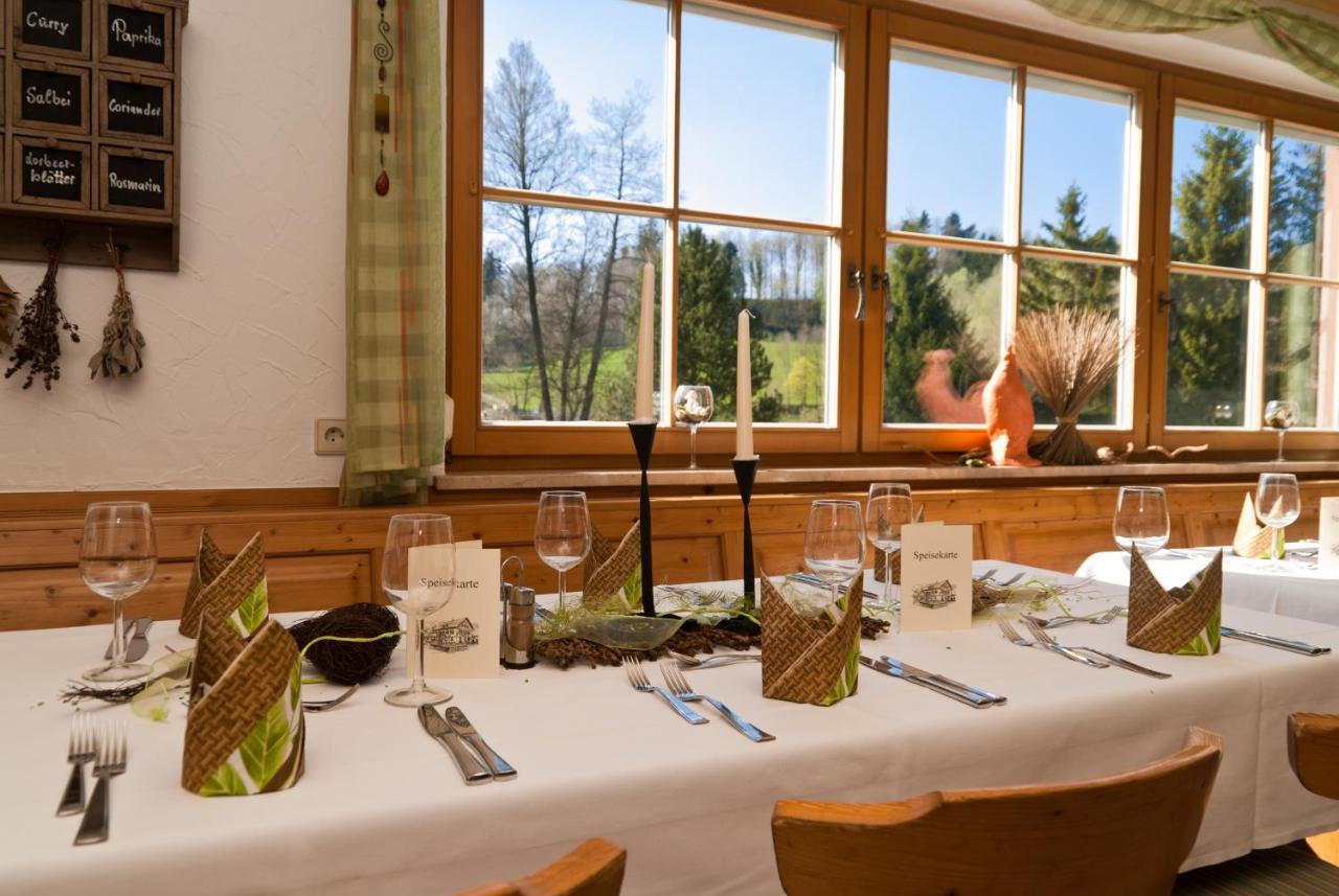 Hotel Traditions-Gasthaus Bayrischer Hof à Leutkirch im Allgäu Extérieur photo